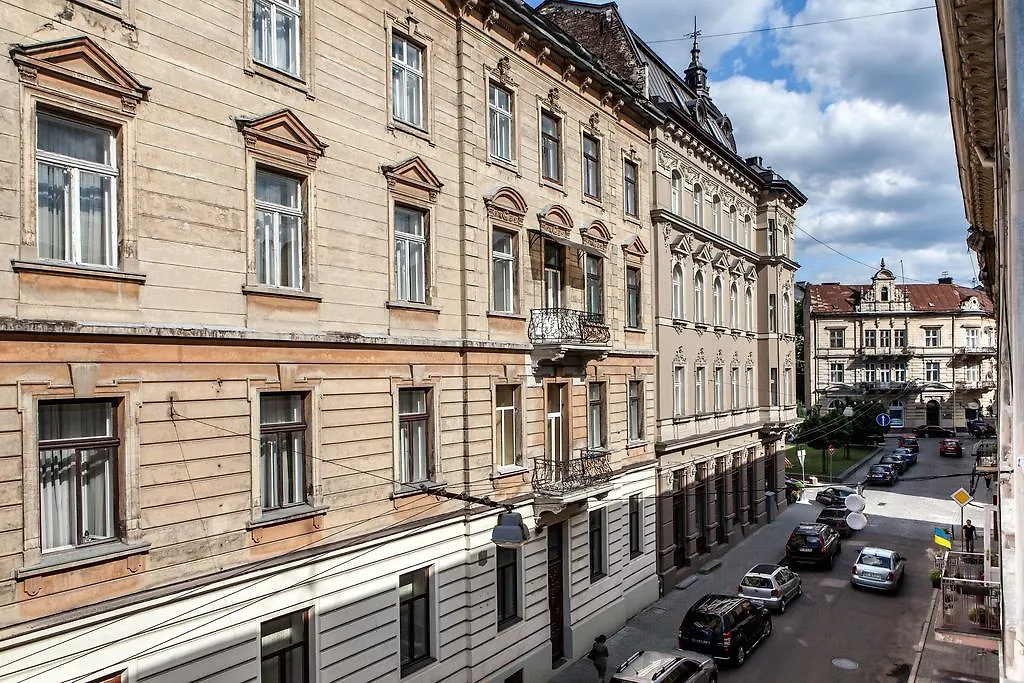 Modern 2Br Apartment In Central Lvov