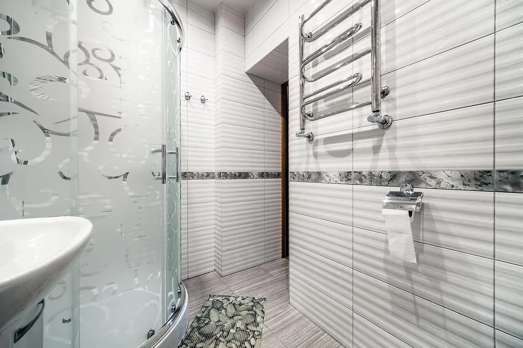 Modern 2Br Apartment In Central Львов Украина