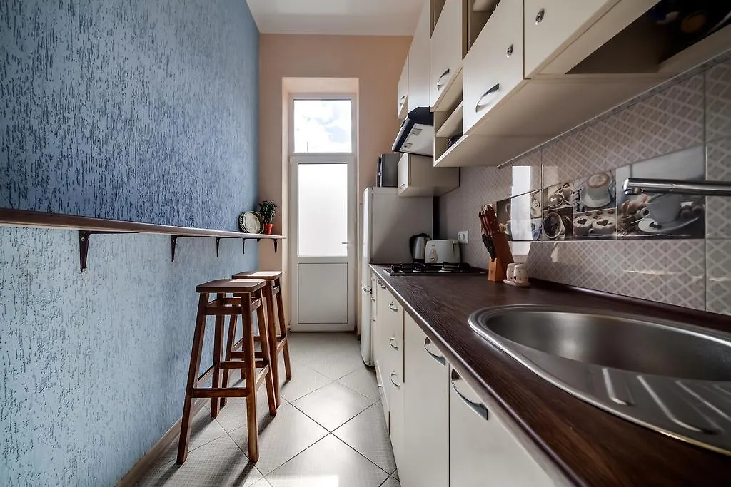 Modern 2Br Apartment In Central Lviv 0*,